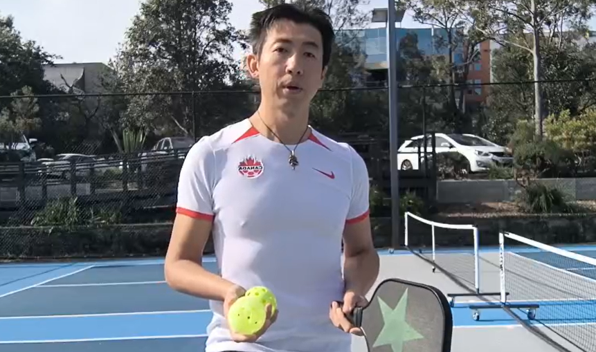 INSTRUCTOR: HENDERSON LI
指导教练：亨德森 李