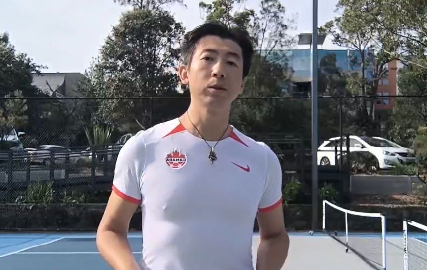 INSTRUCTOR: HENDERSON LI
指导教练：亨德森 李